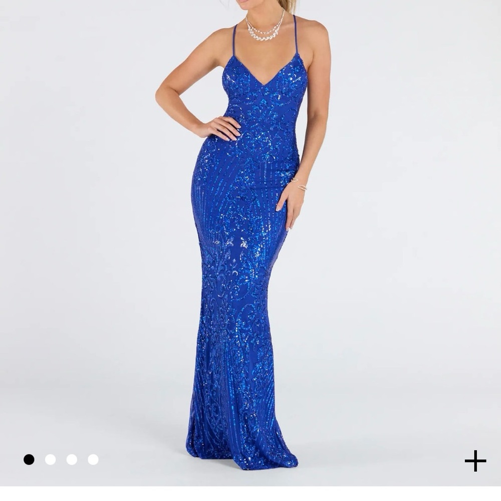Windsor Helen Lace-up mermaid formal sequin dress Small
